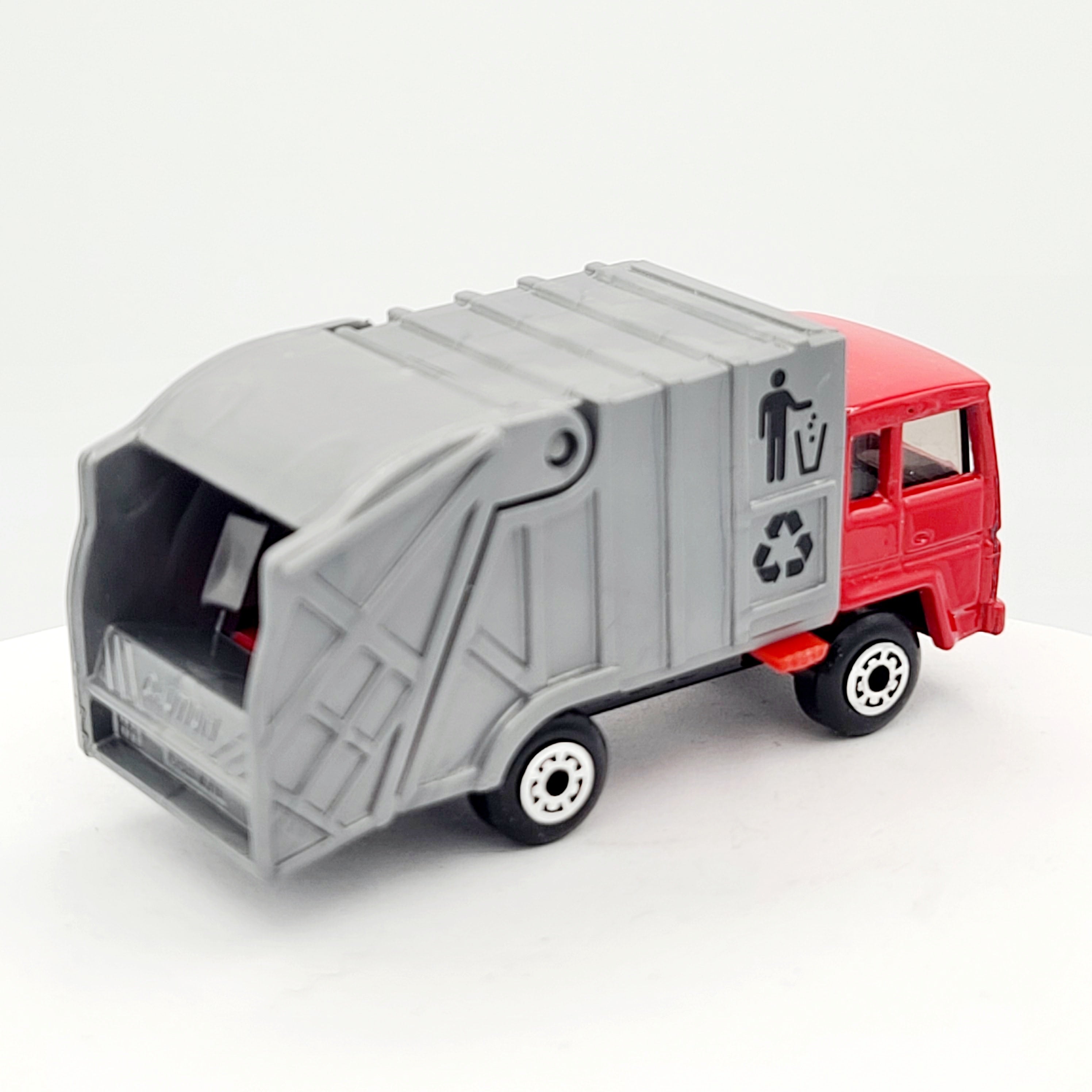 Matchbox '79 Refuse Truck "Collectomatic" (1996 MBX Basic 1-75)